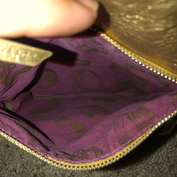 JUICY⚡️ COUTURE⚡️ CROSSBODY - Picture 4 of 7